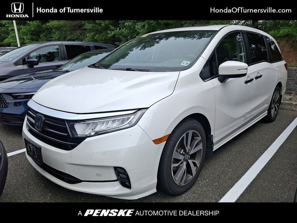 Certified 2023 Honda Odyssey Touring Van