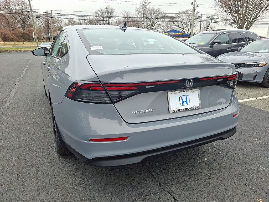 New 2025 Honda Accord SE Sedan