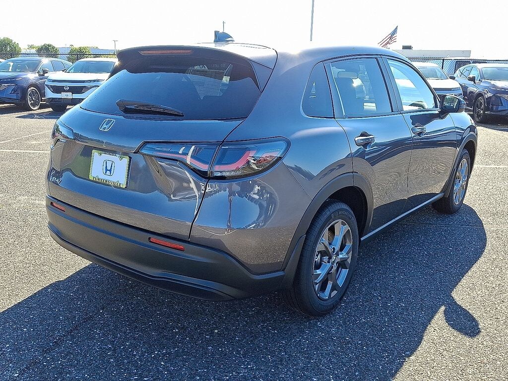 New 2026 Honda HR-V LX SUV