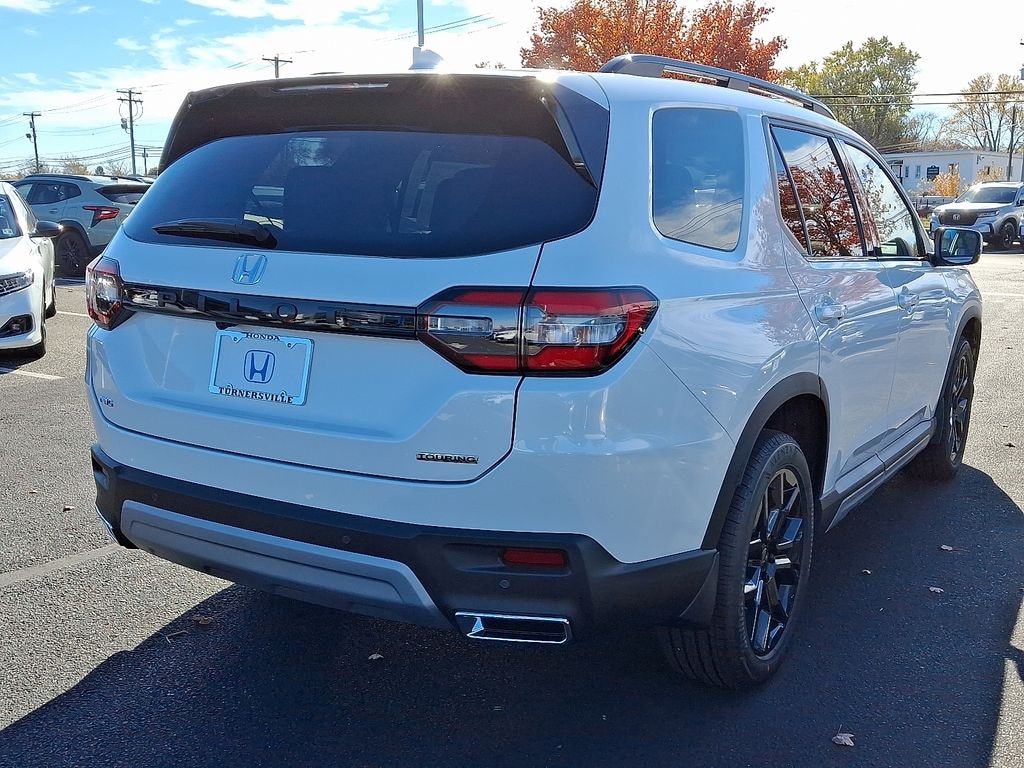 New 2025 Honda Pilot Touring SUV