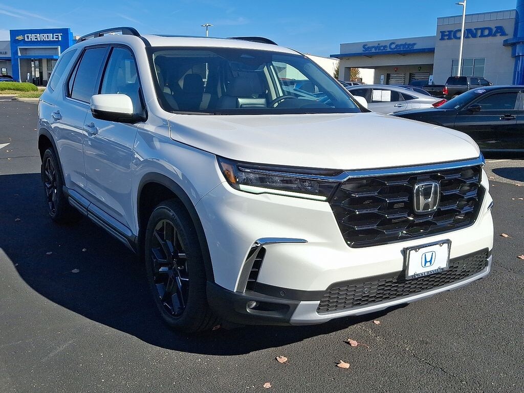 New 2025 Honda Pilot Touring SUV