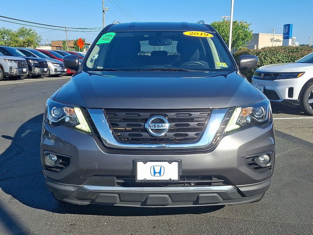 Used 2019 Nissan Pathfinder SV SUV