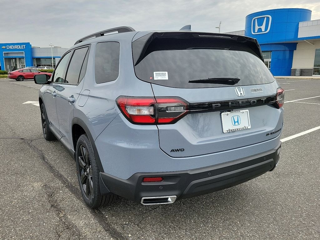 New 2025 Honda Pilot Black Edition SUV