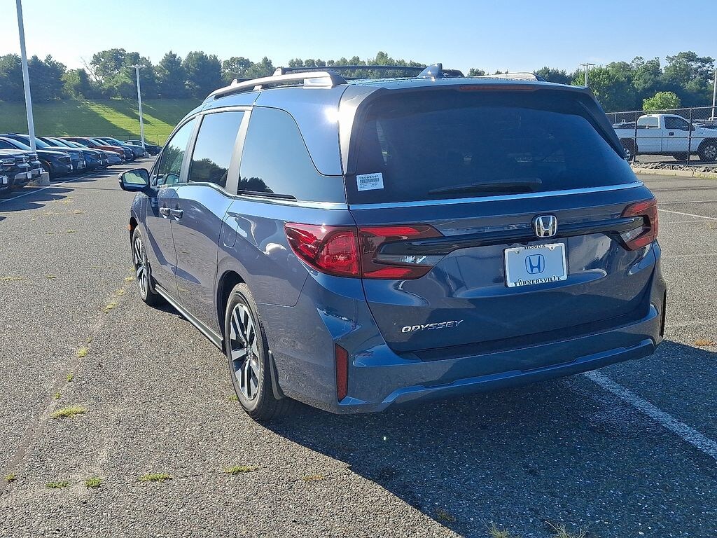 New 2026 Honda Odyssey EX-L Van Passenger