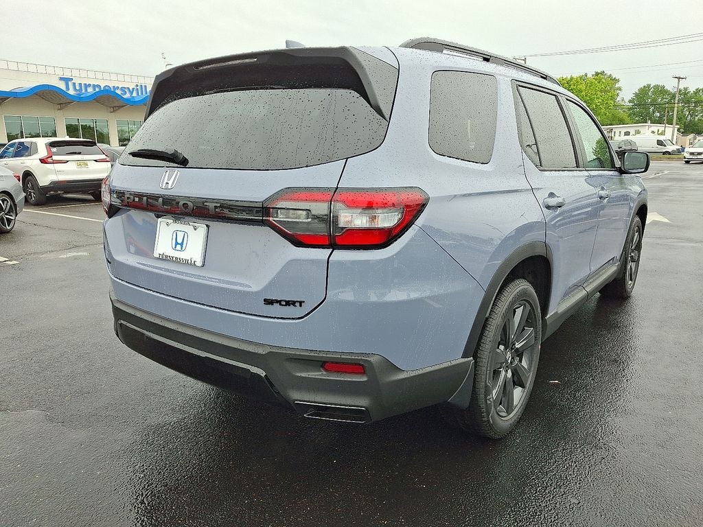 New 2026 Honda Pilot Sport SUV