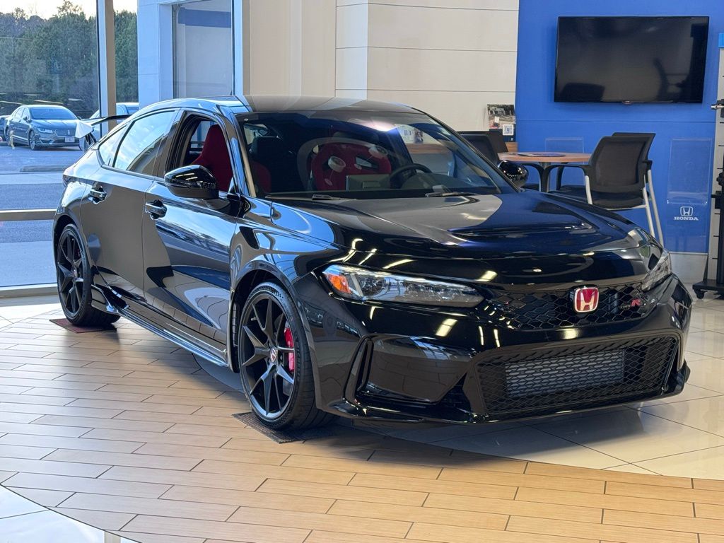 2025 Honda Civic Hatchback Type-R's photo