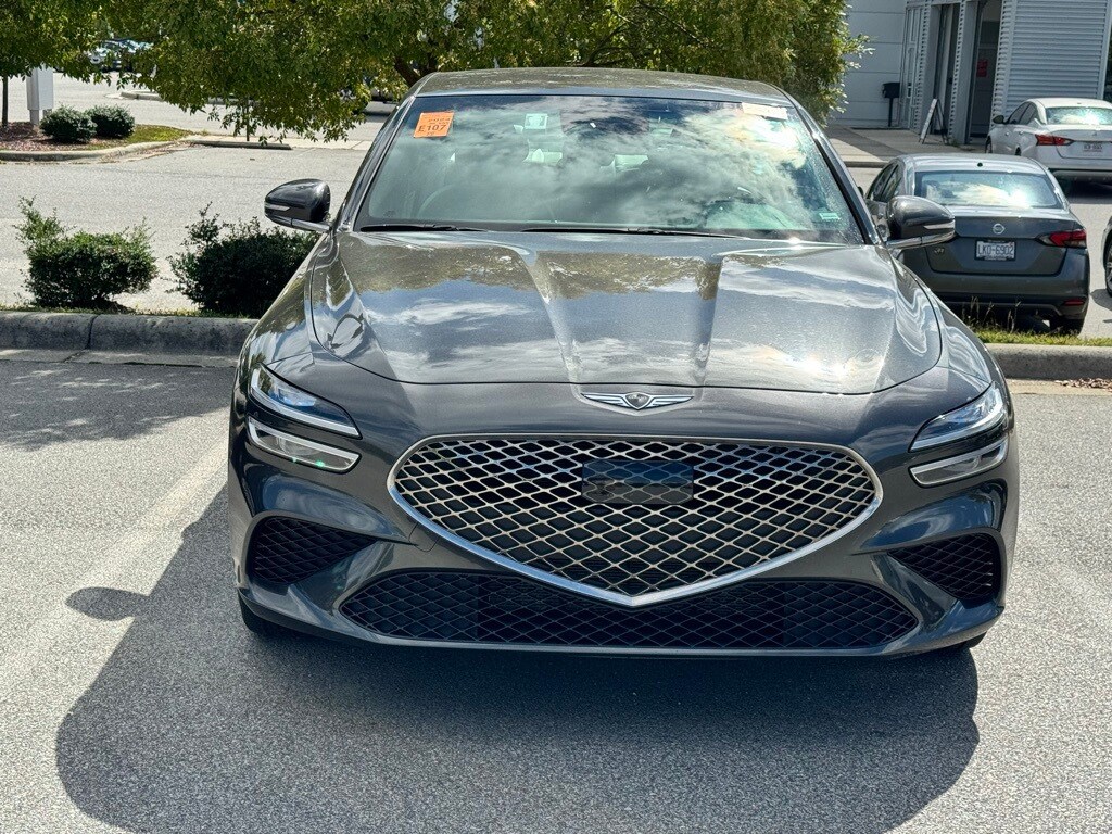 2024 Genesis G70 2.5T photo 3