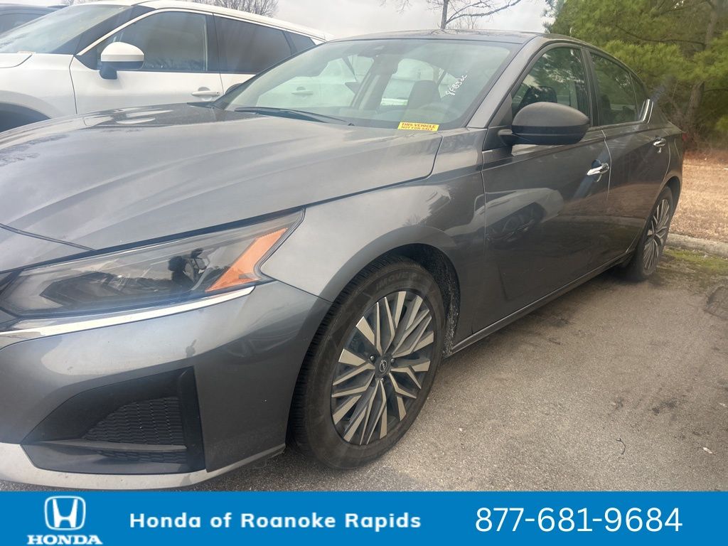 2024 Nissan Altima SV