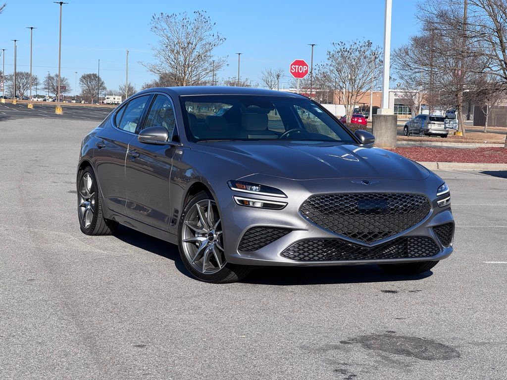 2024 GENESIS G70 Standard's photo