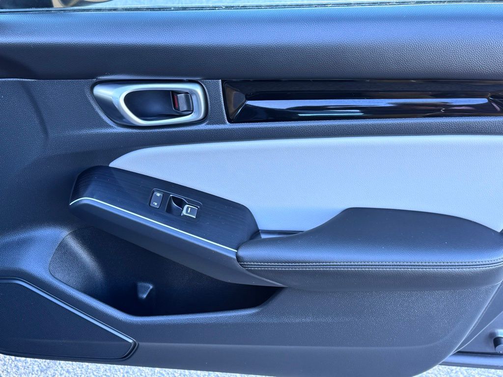 2026 Honda Civic Sport Touring - Photo 28