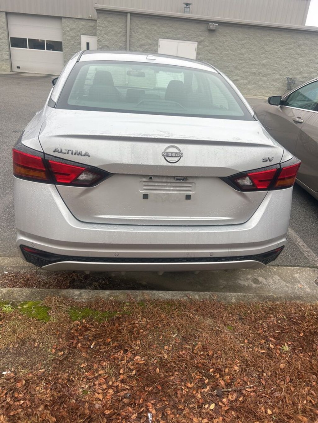 Used 2024 Nissan Altima 2.5 SV Sedan