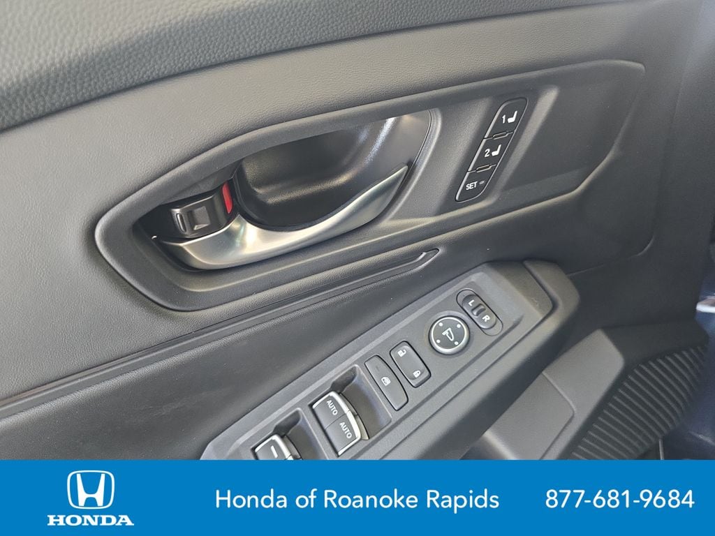 2026 Honda Accord Hybrid EX-L - Photo 11