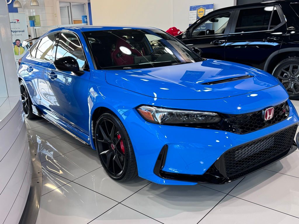 2025 Honda Civic Hatchback Type-R's photo