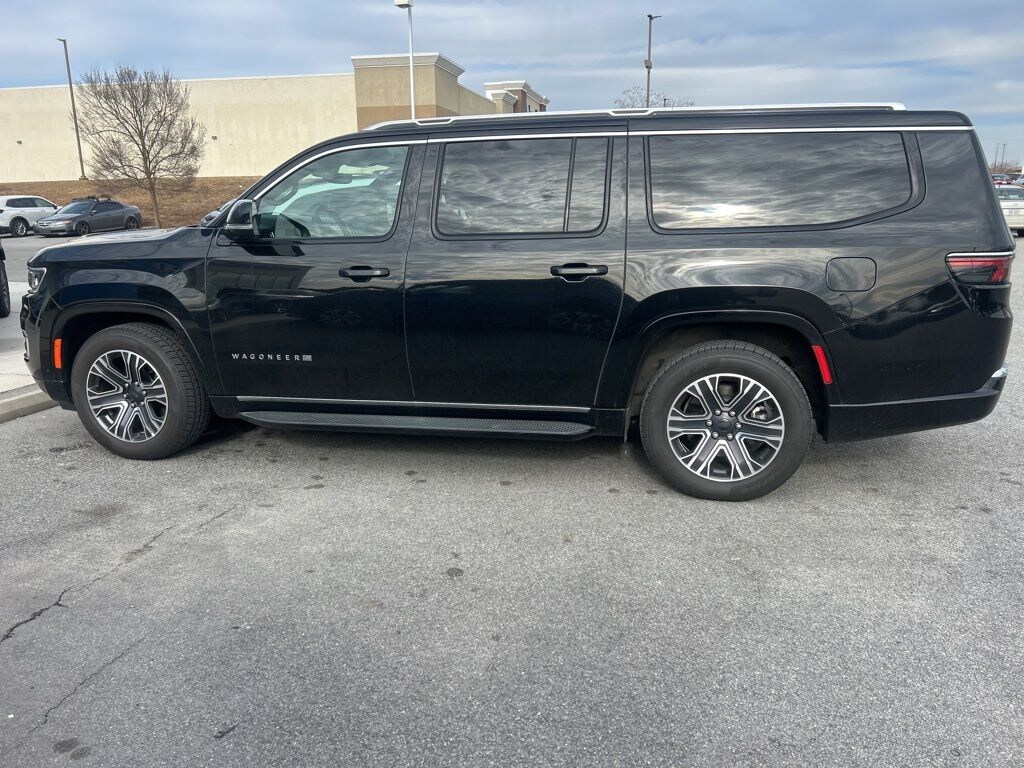 Used 2024 Jeep Wagoneer L Series II SUV