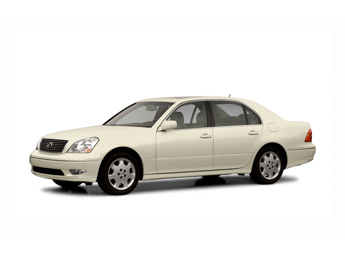2002 Lexus LS 500's photo