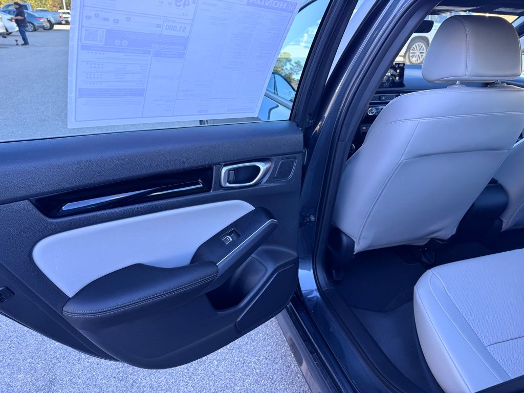 2026 Honda Civic Sport Touring - Photo 31