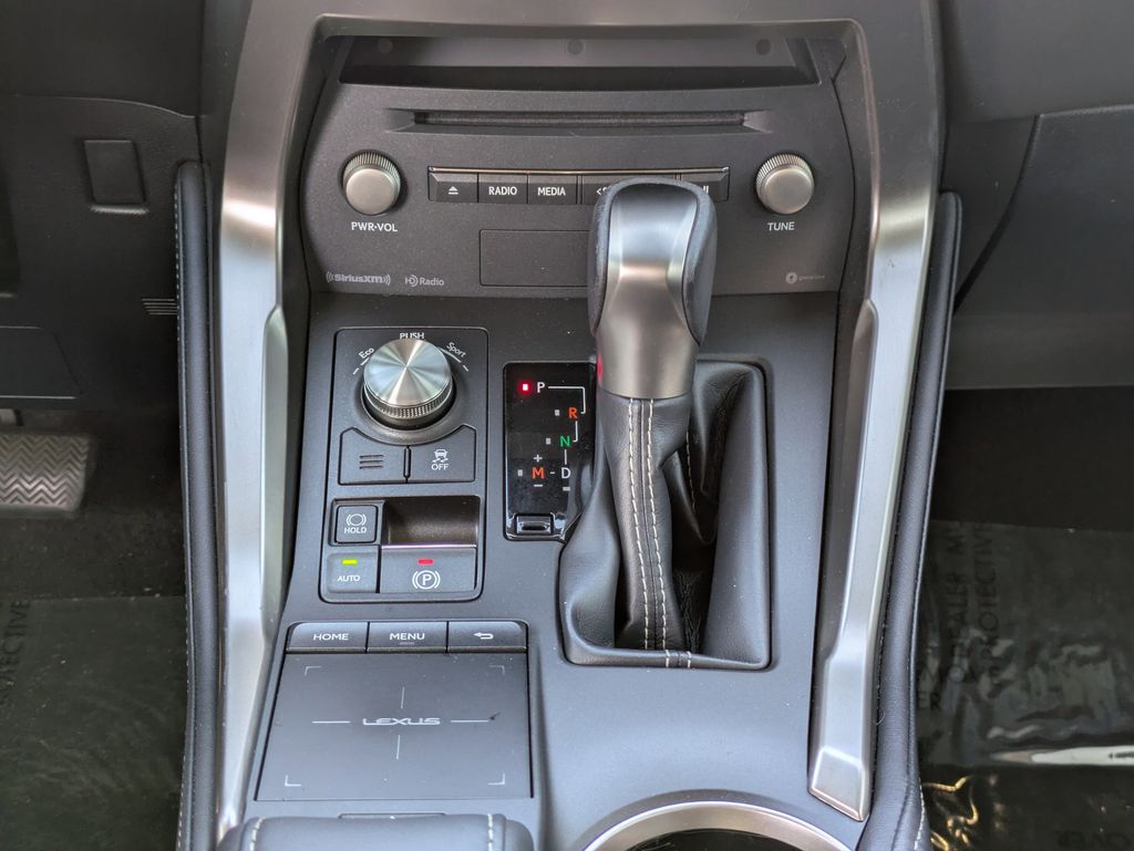 2019 Lexus NX 300 - Photo 17
