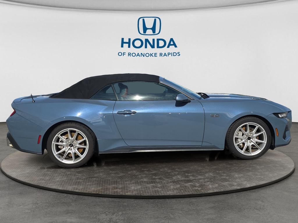 2024 Ford Mustang GT Premium - Photo 6