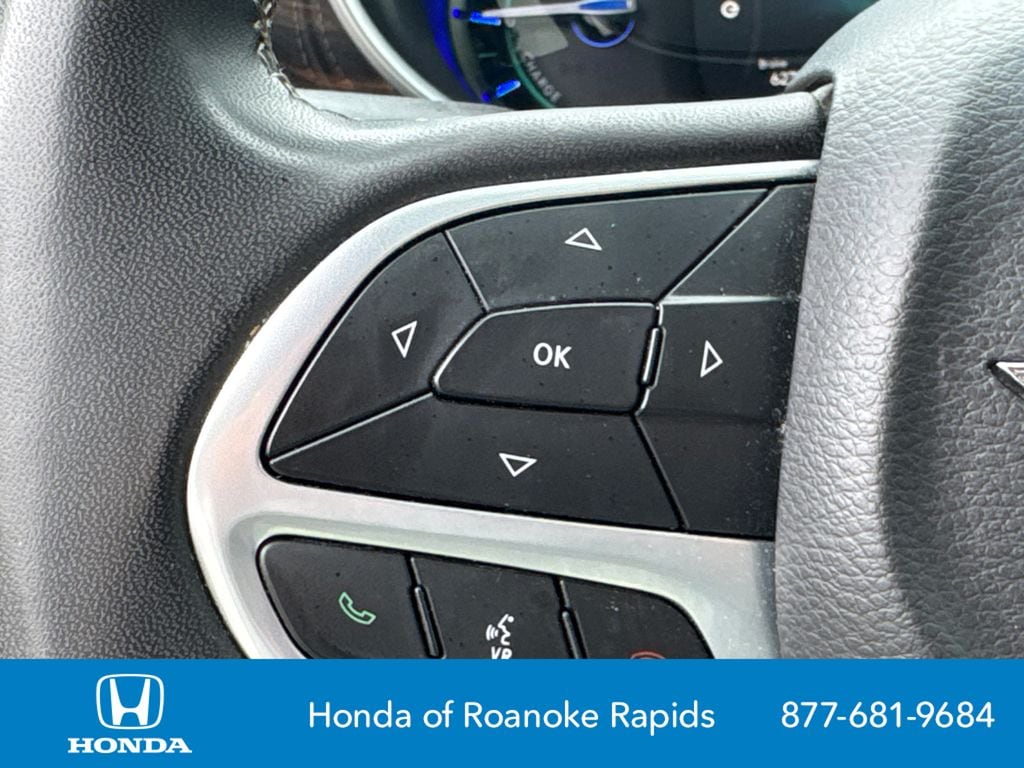 2023 Chrysler Pacifica Hybrid Limited - Photo 25