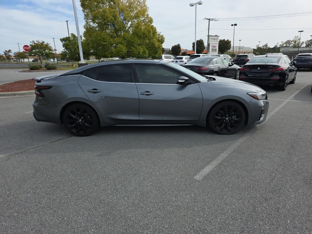2022 Nissan Maxima SR photo 3