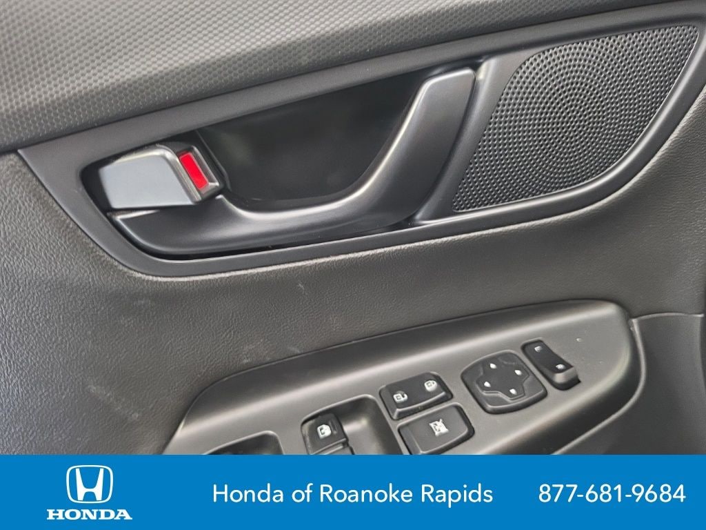 2023 Hyundai Kona N - Photo 11