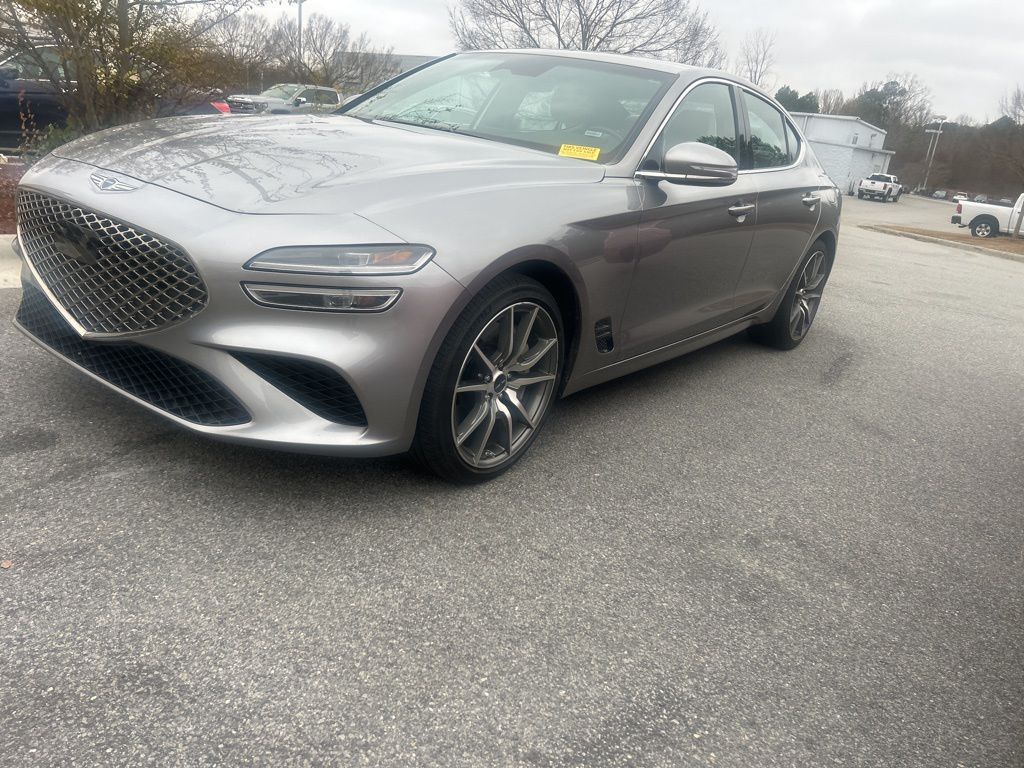 2024 GENESIS G70 Standard's photo