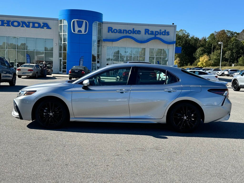 2024 Toyota Camry XSE photo 3