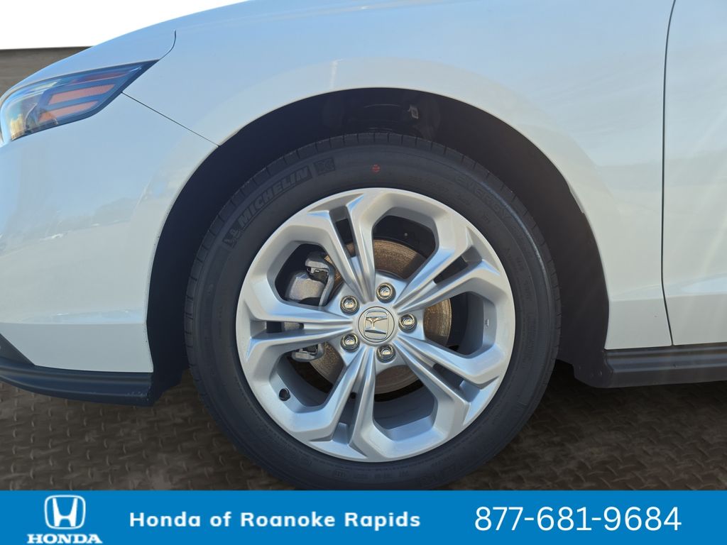 2026 Honda Accord LX - Photo 9