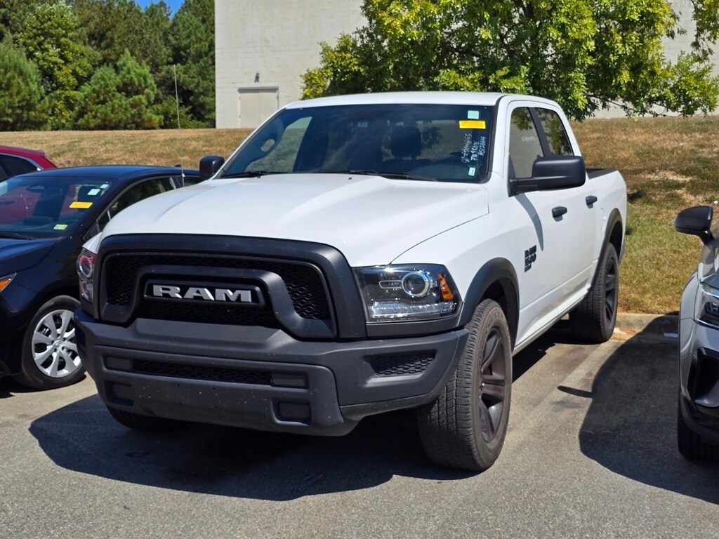 2024 Ram 1500 Classic SLT photo 3