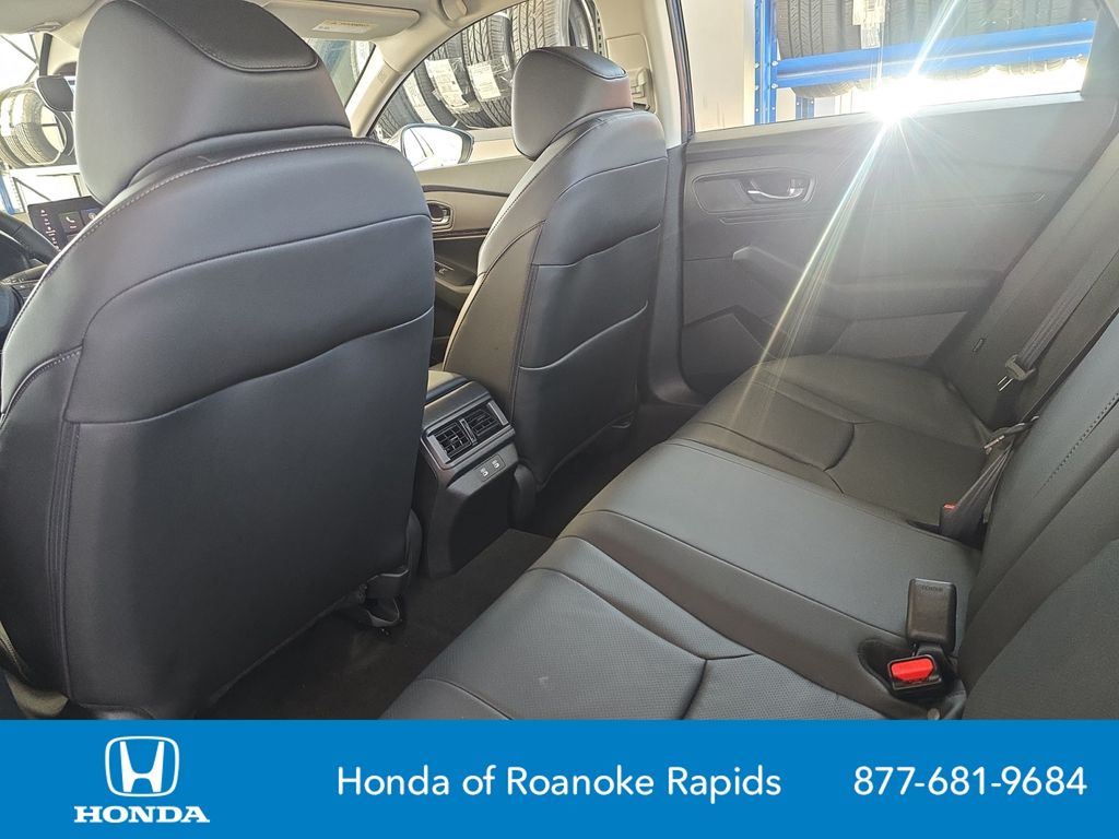 2026 Honda Accord Hybrid EX-L - Photo 18