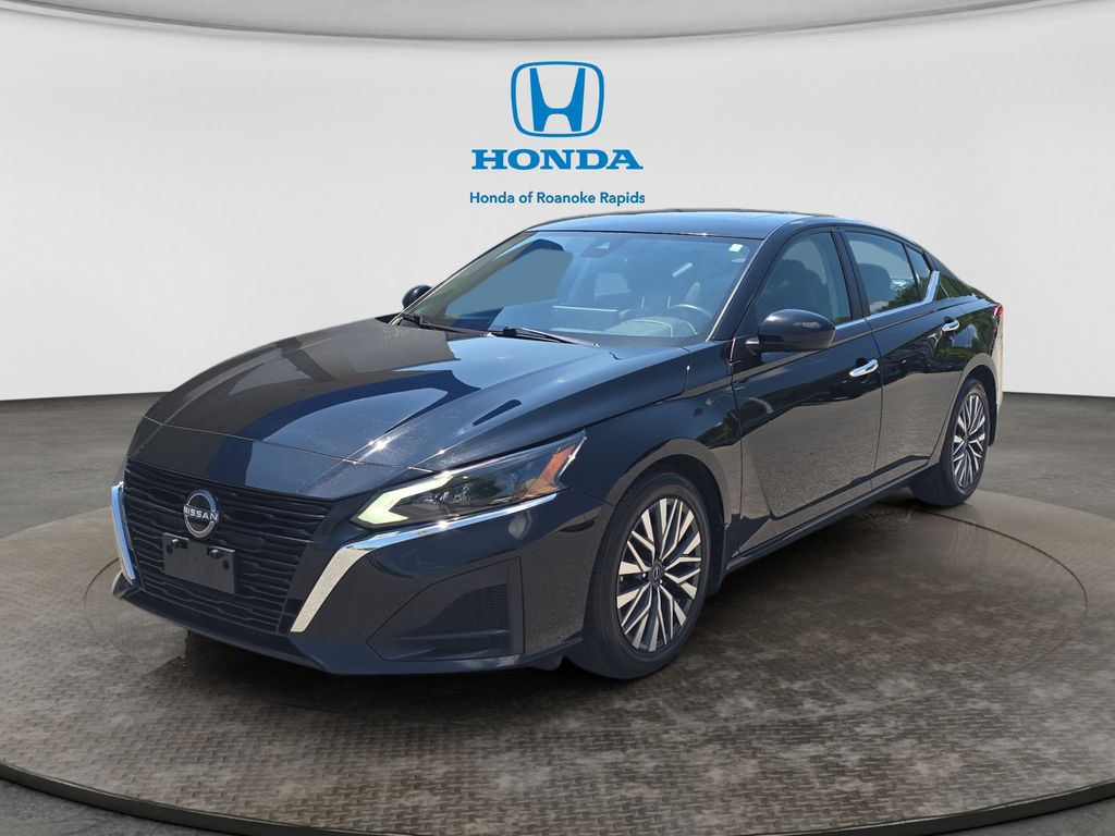 2024 Nissan Altima 2.5 SV's photo
