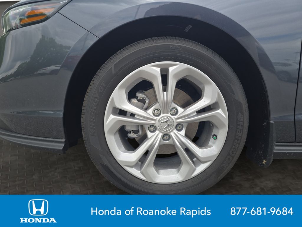 2026 Honda Accord LX - Photo 9