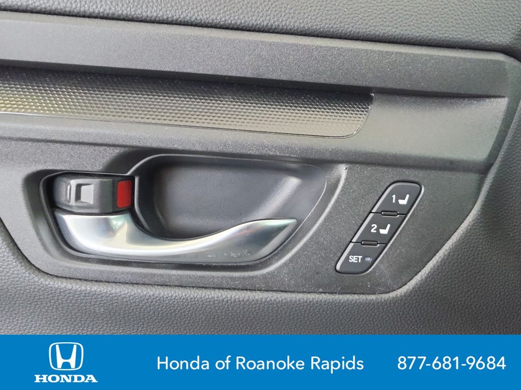 2025 Honda CR-V Sport-L - Photo 30