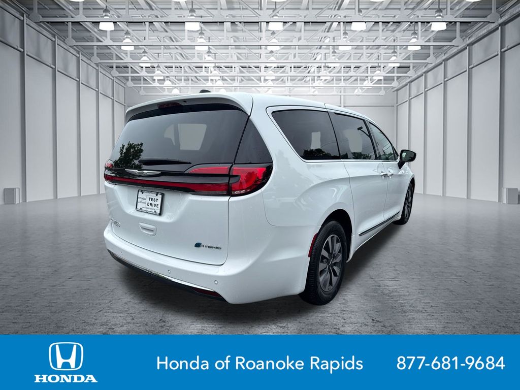 2023 Chrysler Pacifica Hybrid Limited - Photo 7