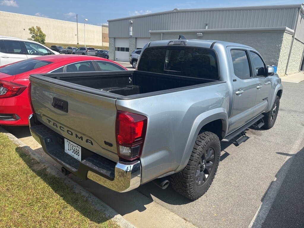 2023 Toyota Tacoma V6 Double Cab photo 3