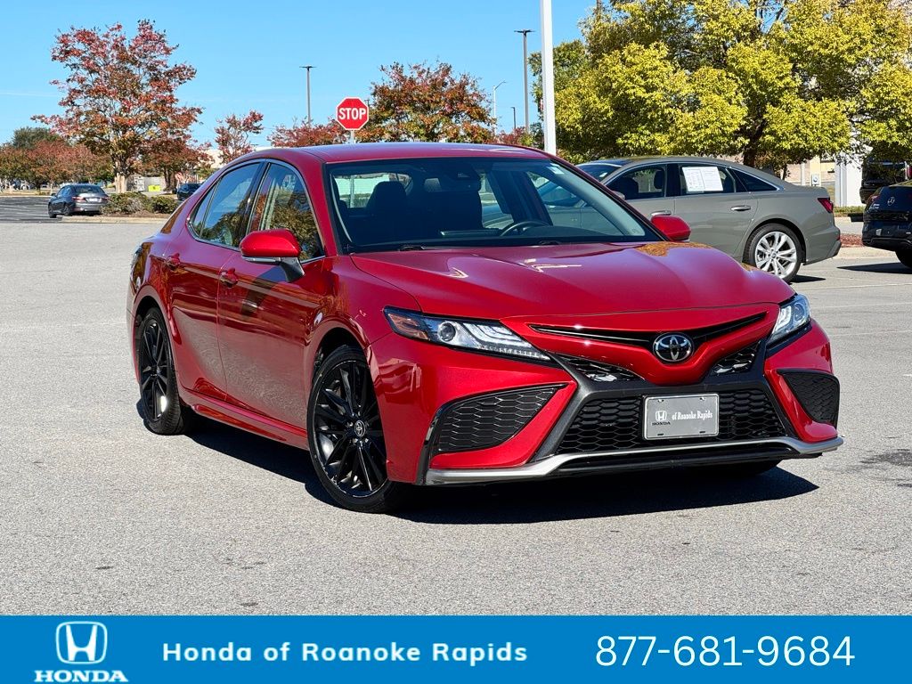 2023 Toyota Camry XSE's photo