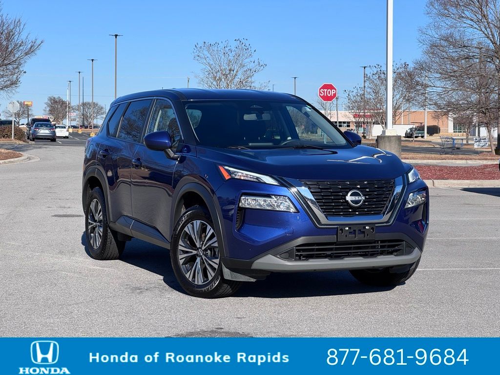 2023 Nissan Rogue SV's photo