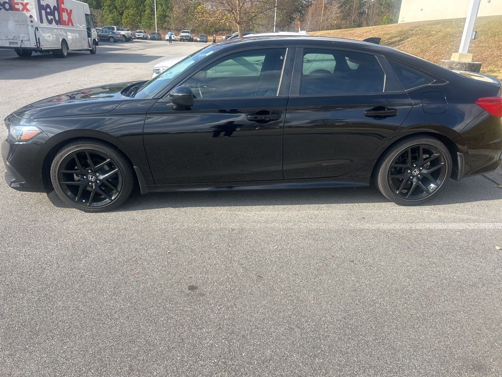 2022 Honda Civic Sport photo 2