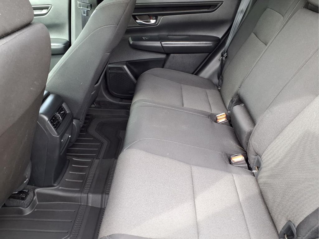 2024 Honda CR-V EX - Photo 11