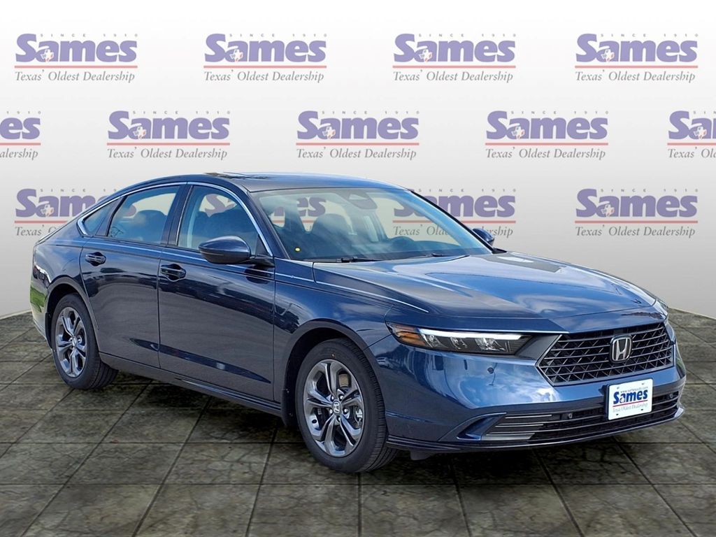 2026 Honda Accord Hybrid EX-L's photo