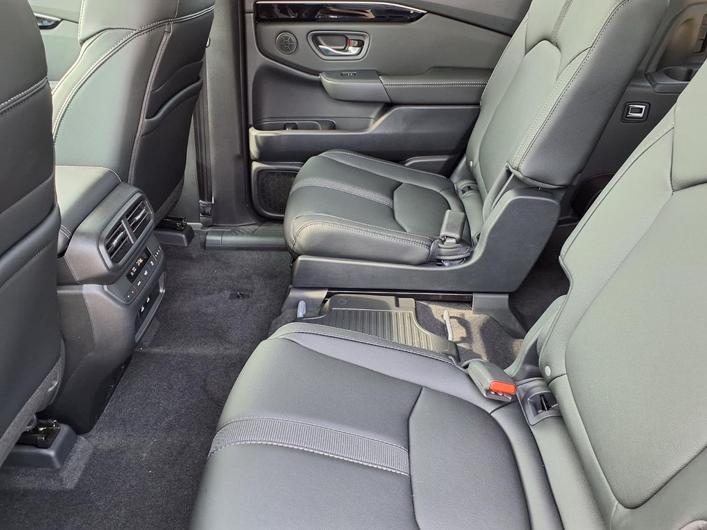 2026 Honda Pilot EX-L - Photo 11