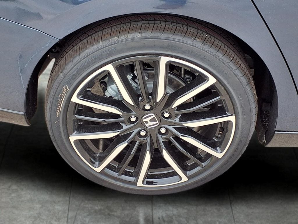2026 Honda Accord Hybrid Touring - Photo 9
