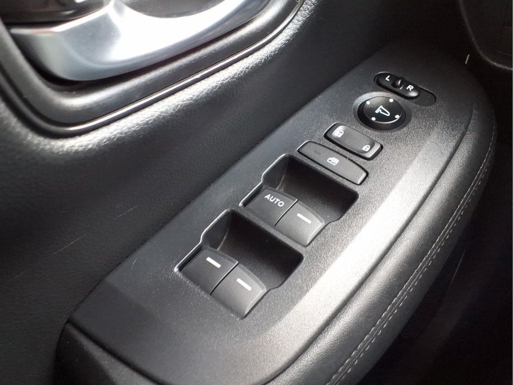 2025 Honda HR-V LX - Photo 19
