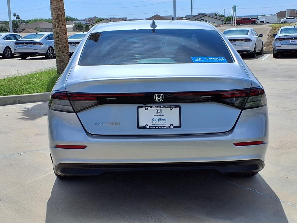 2025 Honda Accord LX - Photo 6