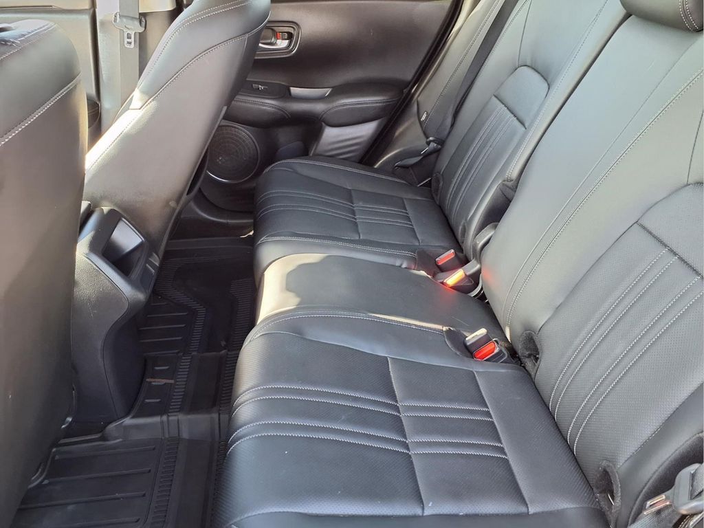 2024 Honda HR-V EX-L - Photo 11