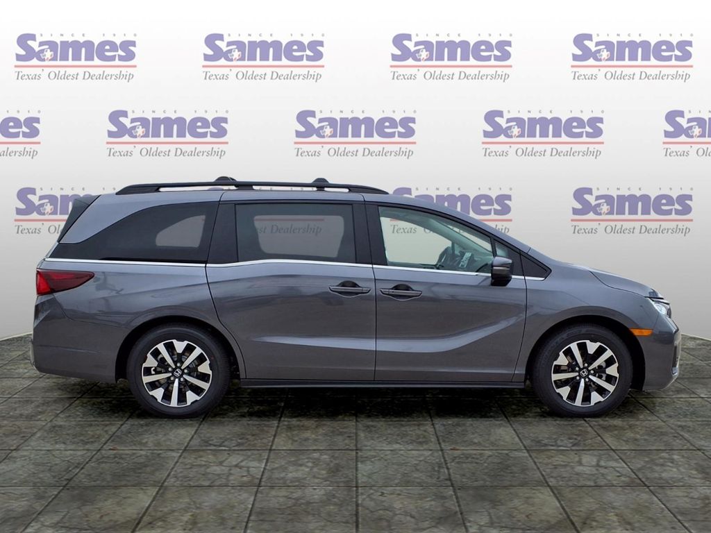 2026 Honda Odyssey EX-L - Photo 8