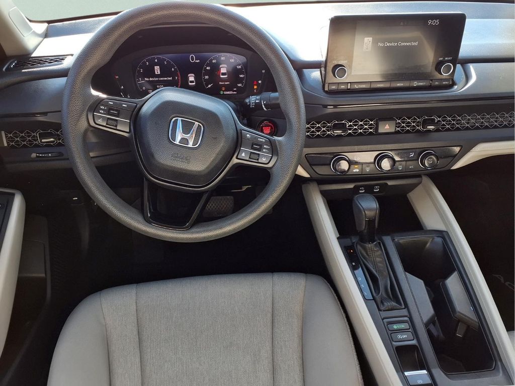 2024 Honda Accord LX - Photo 13