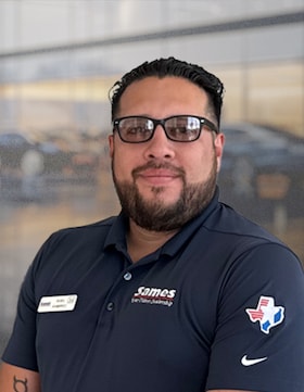 Staff member Roel Ramirez from ID_5f88b5