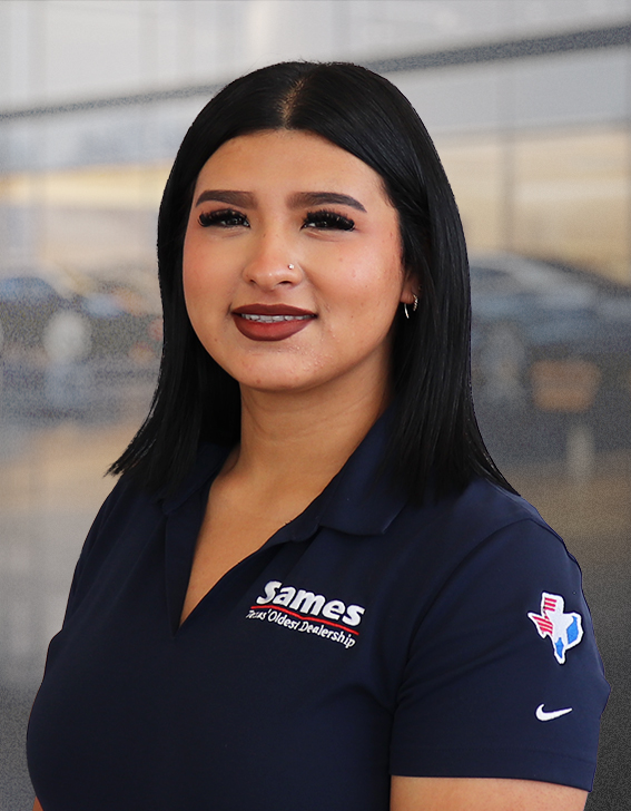 Staff member Gyzelle Lopez from ID_b7a023