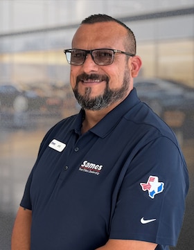 Staff member Jose Casso from ID_5f88b5
